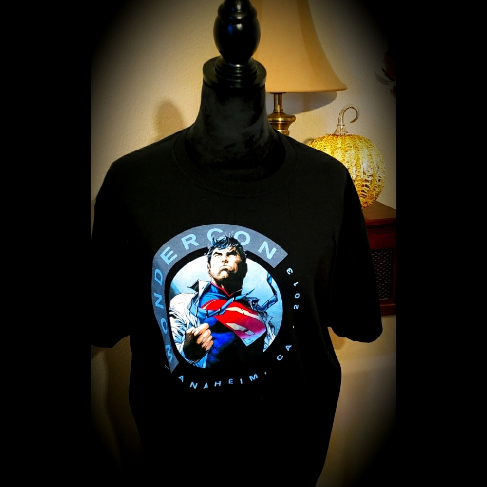 2013 WonderCon Anaheim T-Shirt (L)